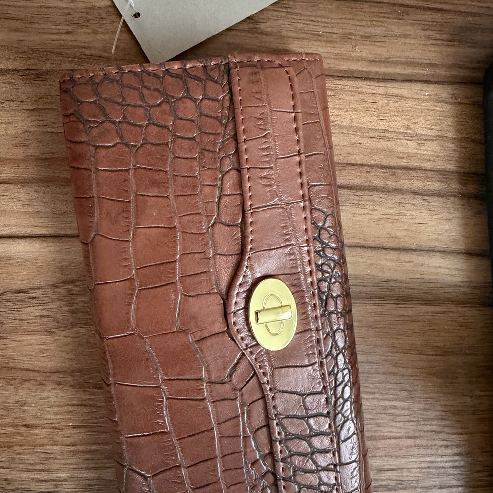 Kenneth Cole Brown Croc Embossed Wallet with Gold Detail